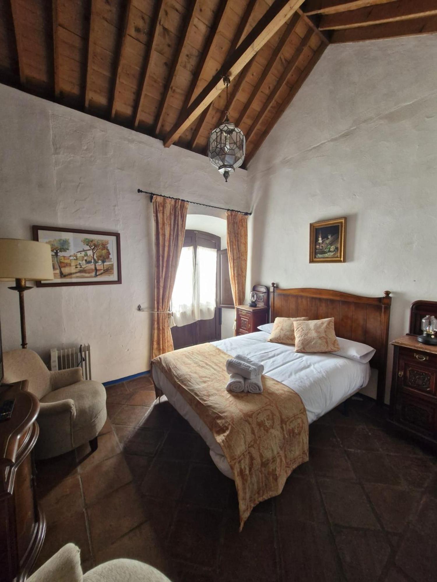 Hotel Rural Verde Oliva Comares Quarto foto
